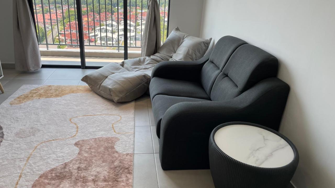 Sandakan Homestay 3Bedroom 2Bath Joyful Cottage 喜悦小屋 For 5 Guests מראה חיצוני תמונה